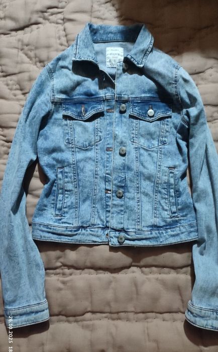 Geacă de blugi albastră