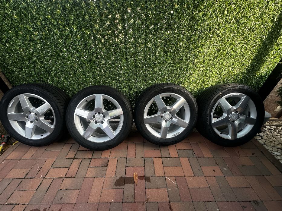 Jante originale 19 AMG Mercedes+cauciucuri 6-7 mm 255 50 r19 2300 lei