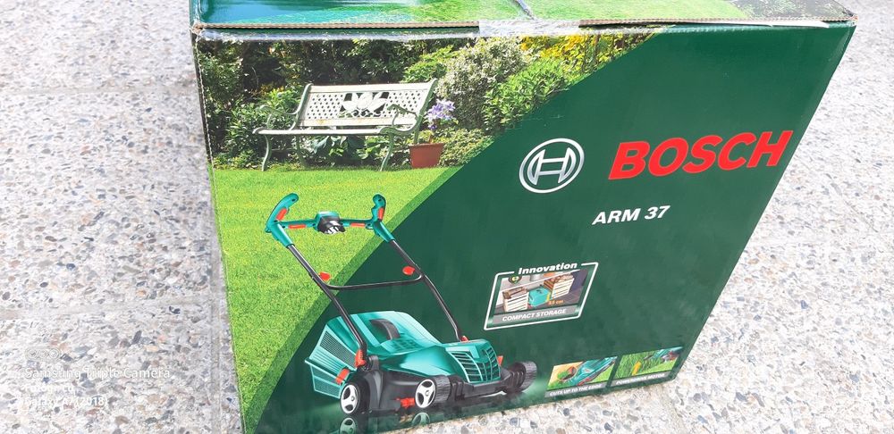 Mașină electrică tuns iarba Bosch ARM 37 nouă sigilată 2024