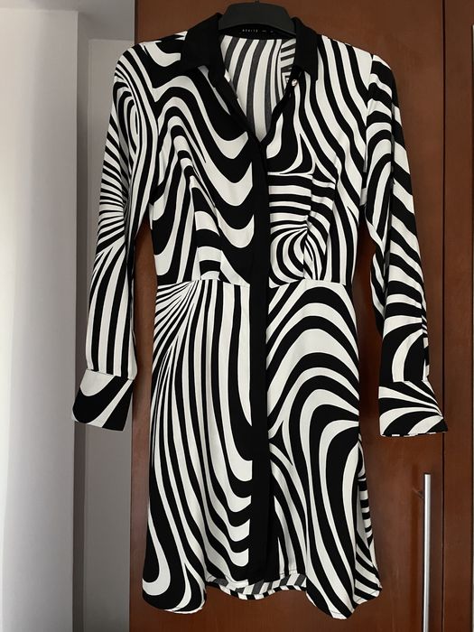 Rochie Mohito, marimea 32