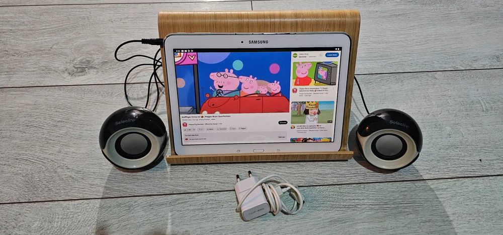 Tableta SAMSUNG TAB4 SM-T530 display 10 inch