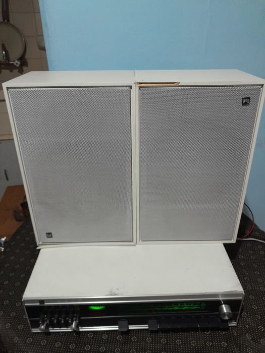 Dual радио тунер тонколони