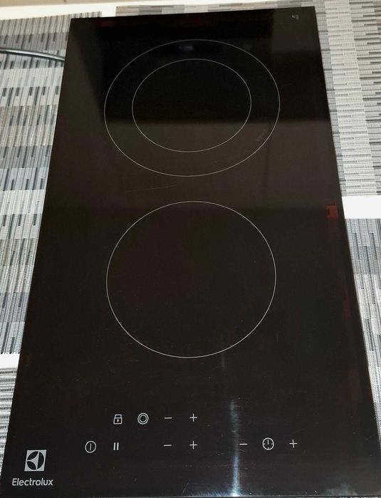 котлон за вграждане Electrolux