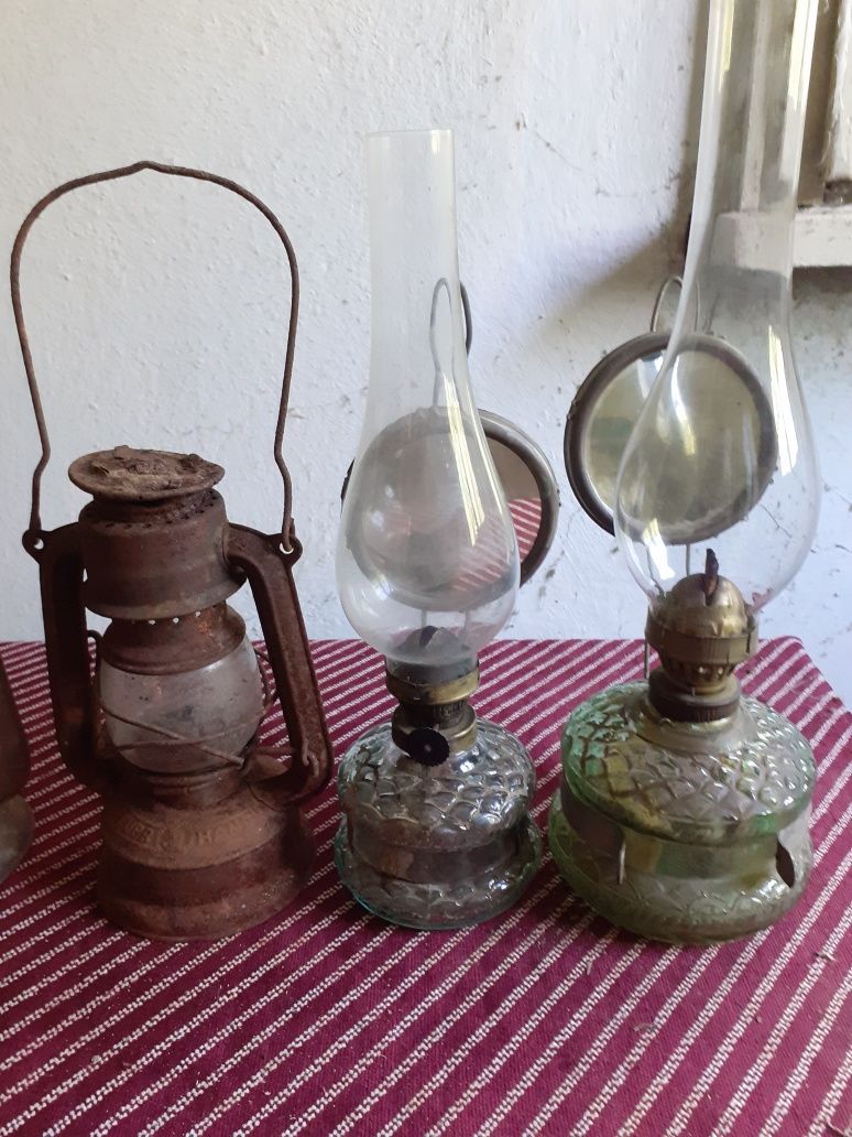 Стари газови лампи и фенери