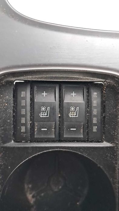 butoane incalzire scaune Ford Mondeo MK4 an 2011 cod BS7T-14D718-AB