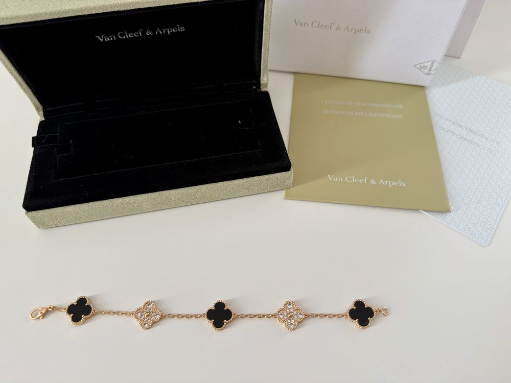 Van Cleef & Arpels Гривна с 18к Златно покритие - Цвят Черен Циркон
