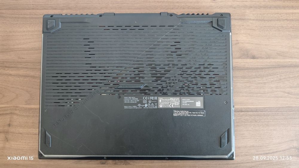 Laptop Asus rog strix