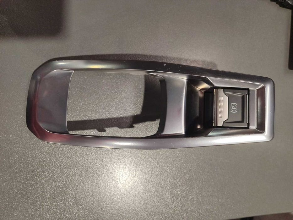 копче/бутон ръчна спирачка пежо/peugeot 3008/5008