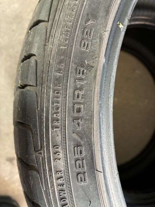 Cauciucuri 18 + un set de jante cu cauciucuri pe 16 de iarna