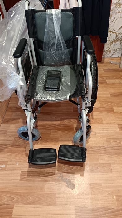 Инвалидная коляска