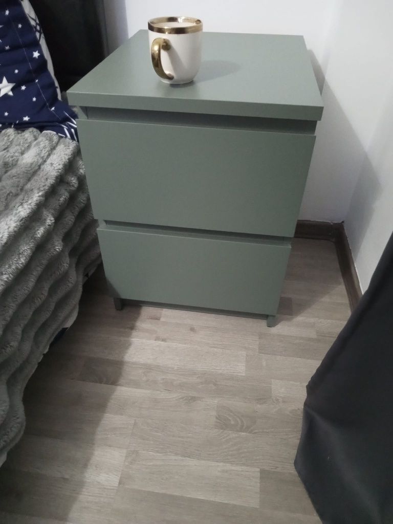Două comode plus măsuță cu depozitare Ikea