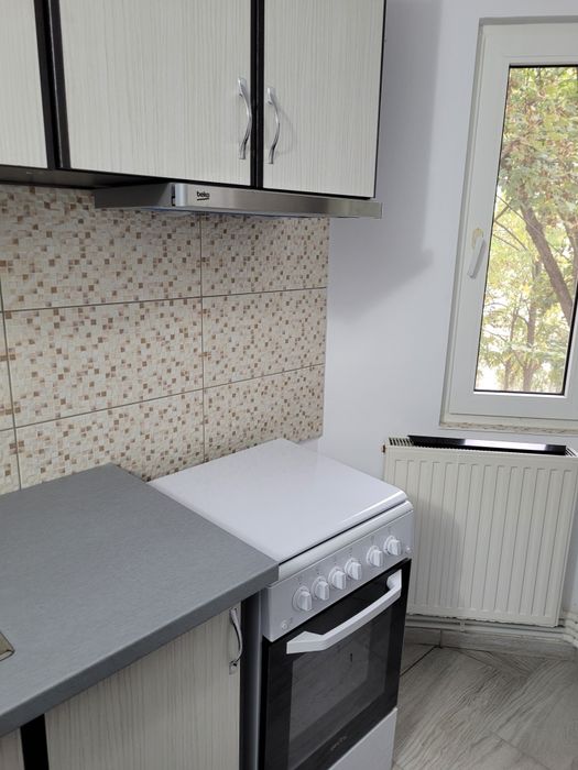 Închiriez apartament cu două camere