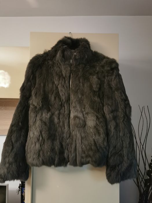 Haină din blană de iepure