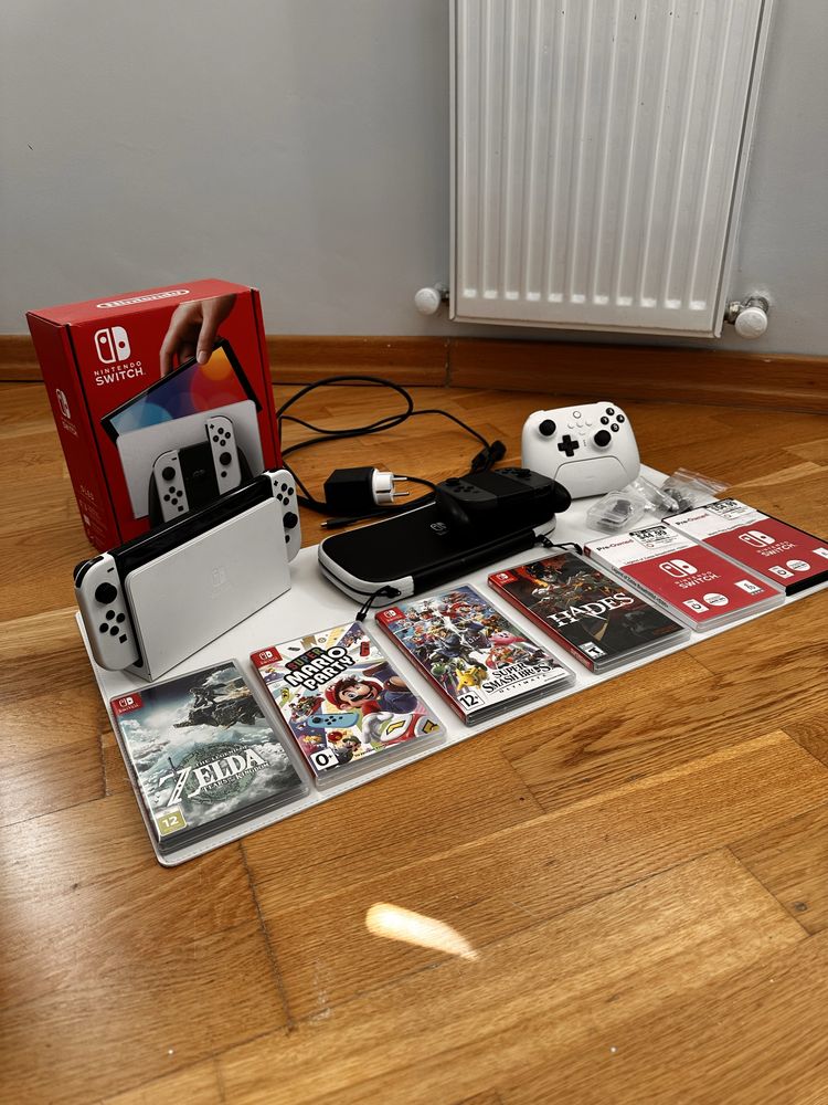 Ninendo Switch OLED + полный комплект