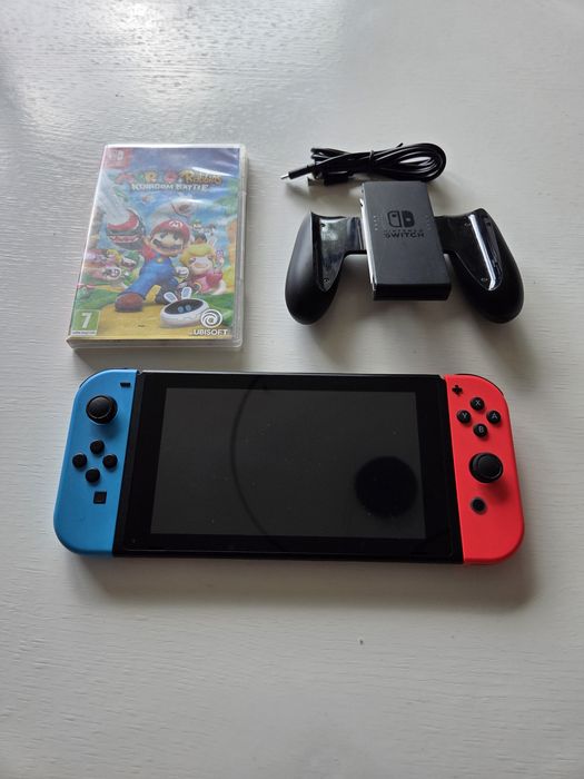 Nintendo Switch + joc Mario Rabbits