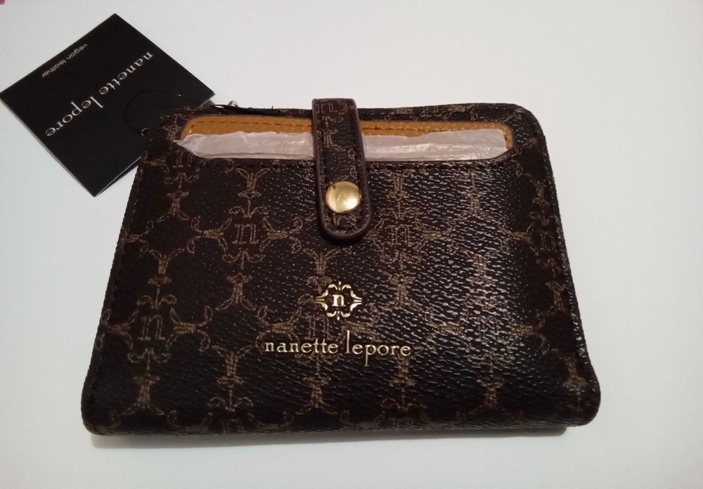 Portofel Nanette Lepore nou cu eticheta