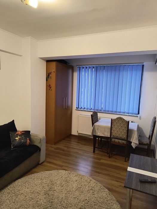 Închiriez apartament 2 camere