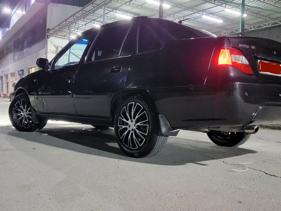 Нексия 2 черная , автомобиль ,машина механика,продажа авто,срочно