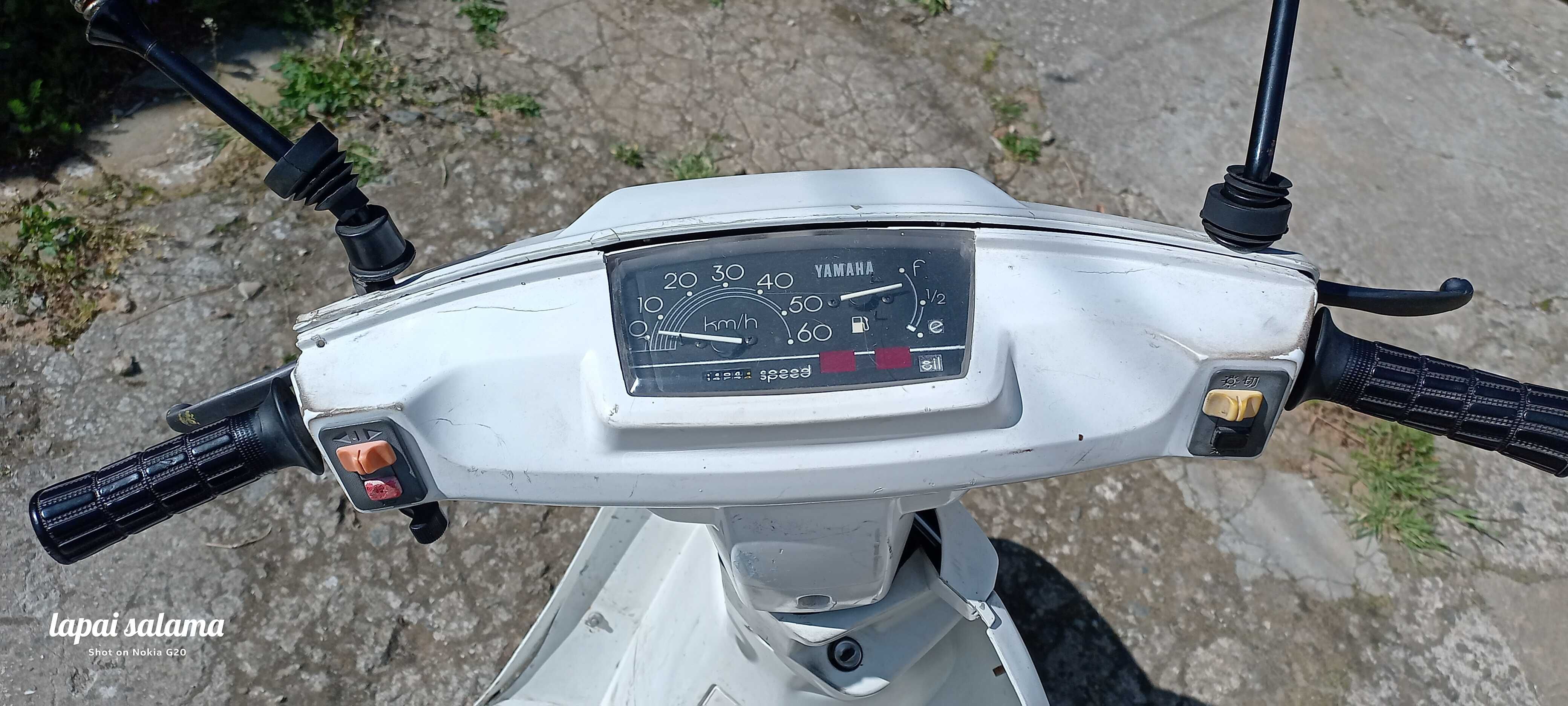 Скутер 50 .кубика Yamaha mint