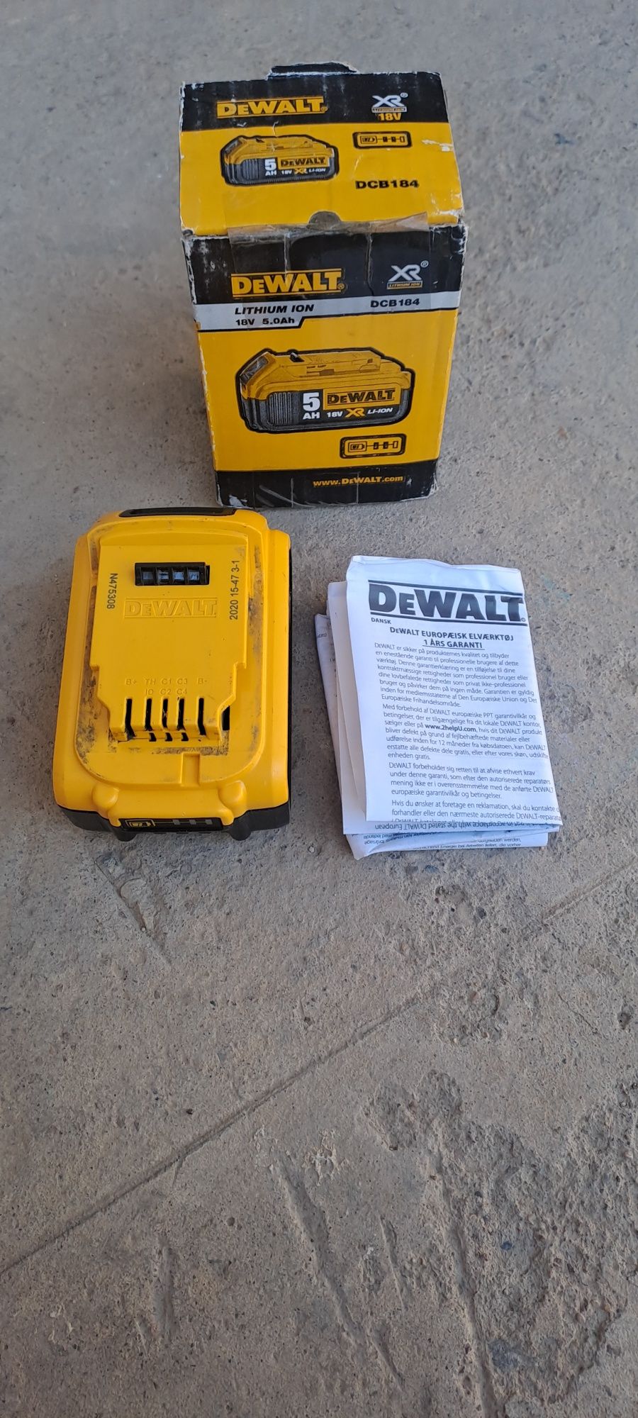 Аккумулятор DeWALT 18V 5.0Ah