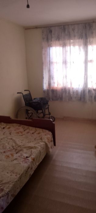 Къща в село Леново