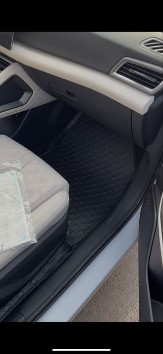 Byd yuan up smart 2-pozitsiya