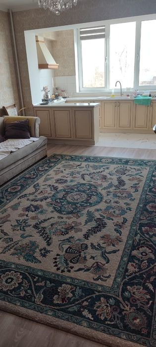 Ковёр для зала или большой спальни