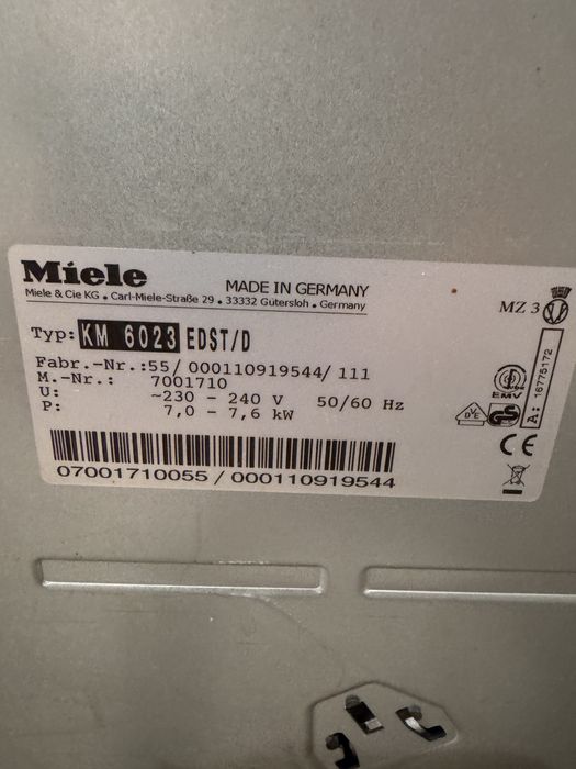 Miele H4418EP фурна с пиролиза за вграждане с керамичен плот