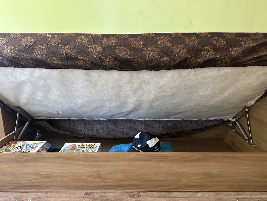 Детско легло с място под него + матрак