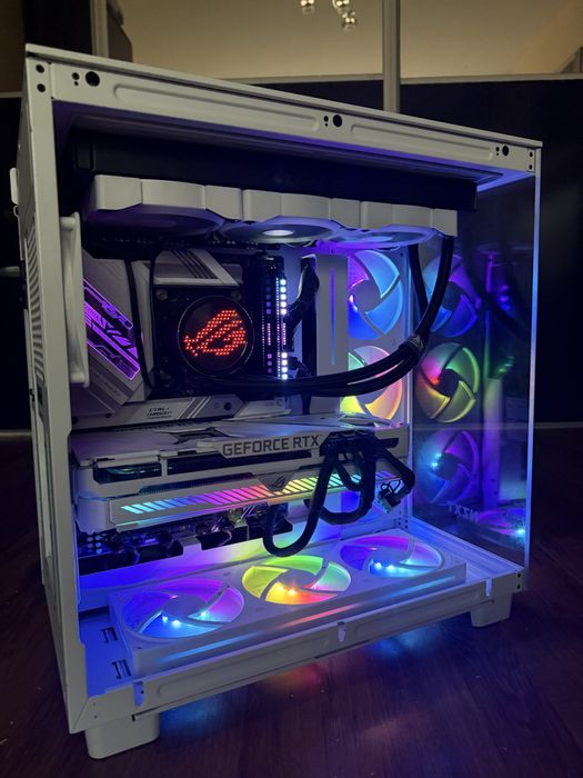 Мощен компютър/ I9 13900K/Водно/64GB/RTX 3090 24GB/2TB SSD