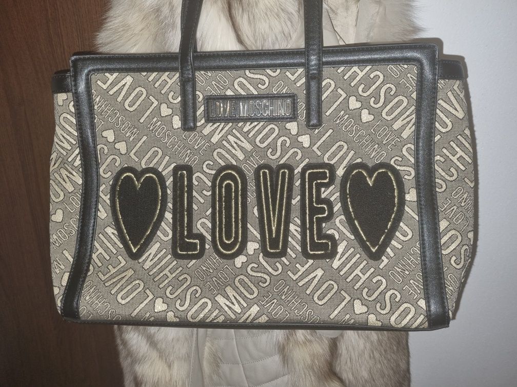 Geanta Love Moschino