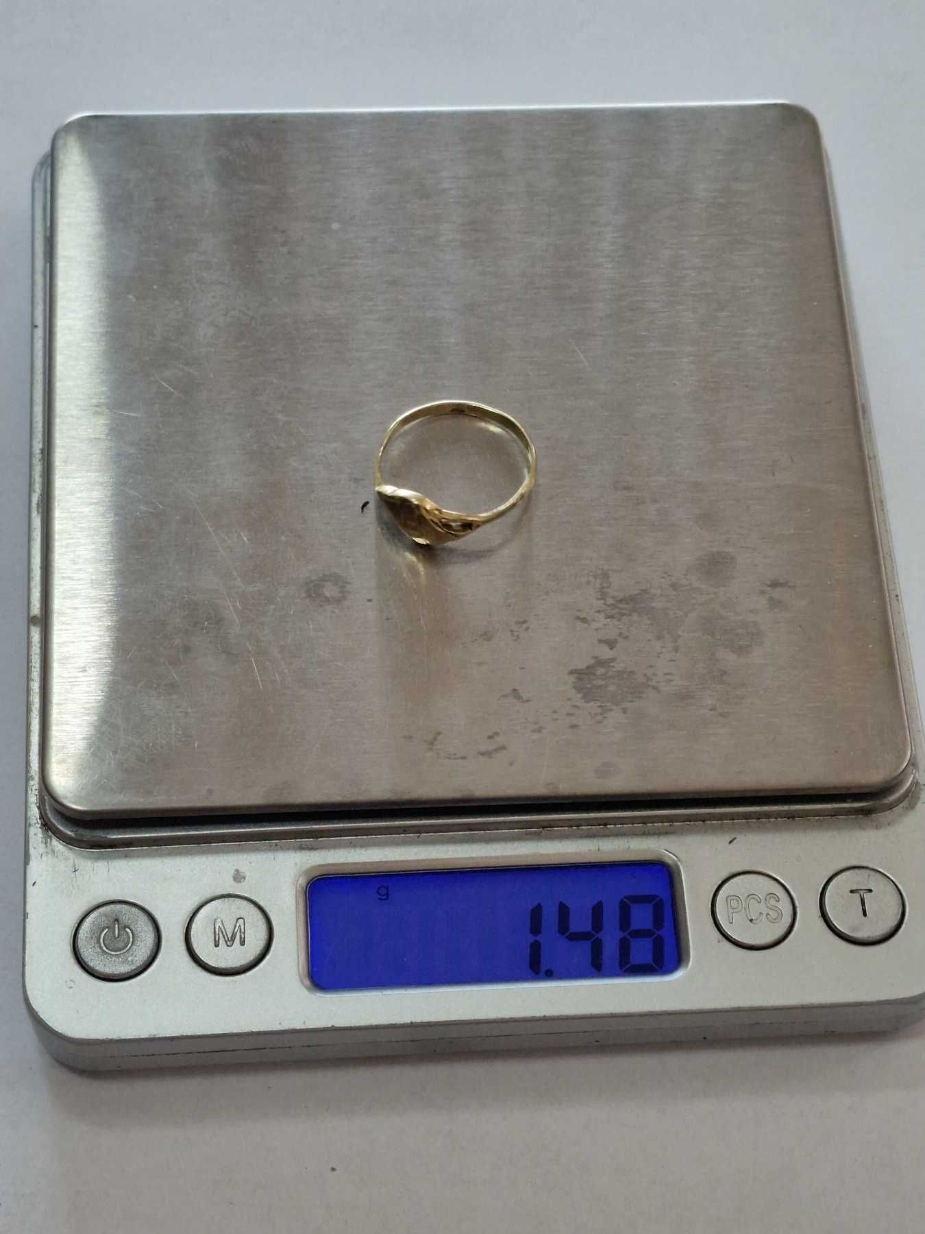 Дамски златен пръстен 14К / 1,48 гр.