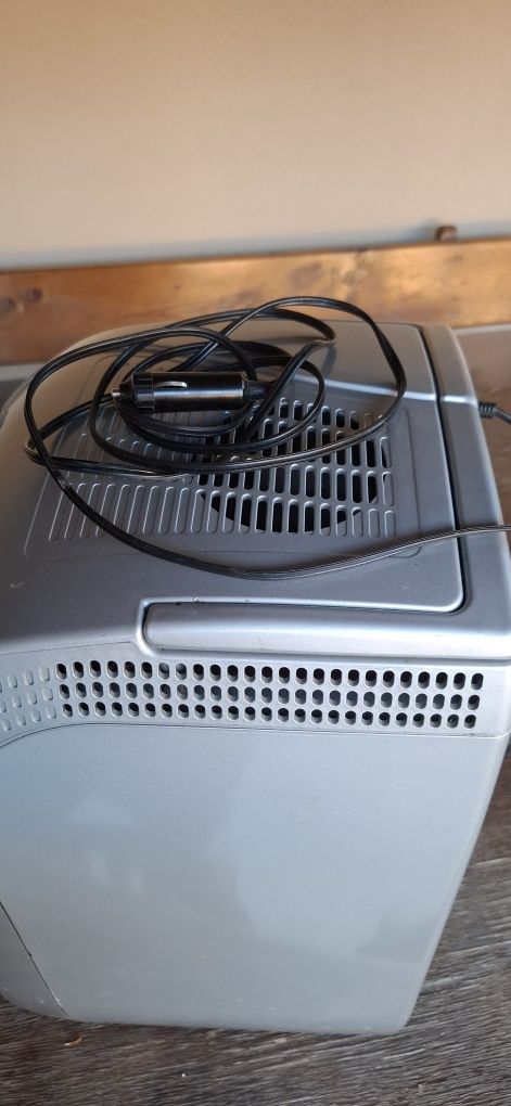 Mini frigider/încălzitor alimente si bauturi TecTake