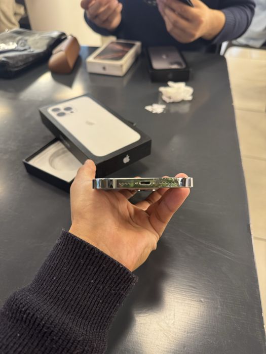 Iphone 13 pro max 84%