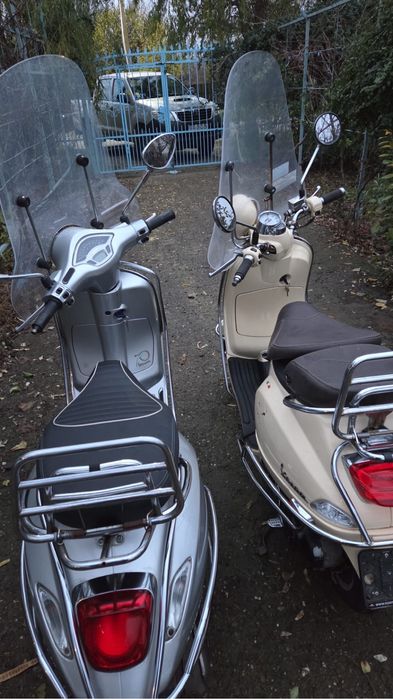 Vespa Primavera& LXV