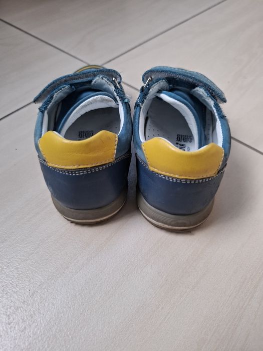 Adidasi Ortopedia cu talonet - nr 24