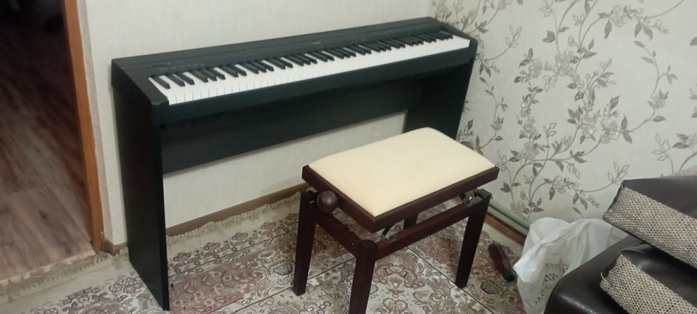 Продам цифровое пианино