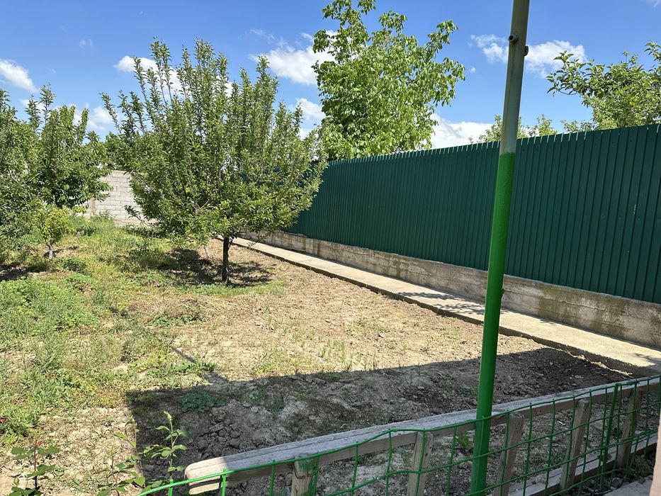 Продается  кирпичный дом 10 соток