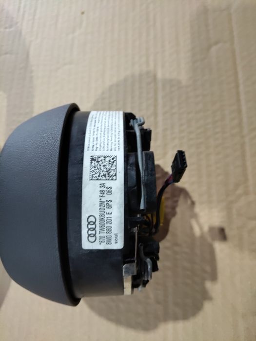 Мулти волан със пера за Ауди А4 Б9