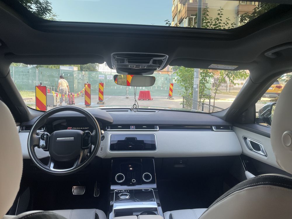 Rang rover VELAR R Dynamic