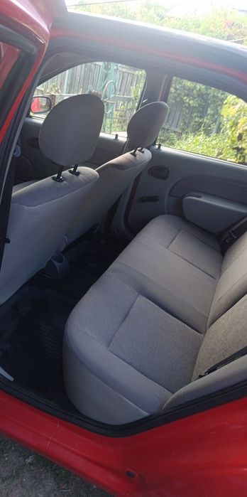 Vând Dacia Logan 1.5 dci 2006