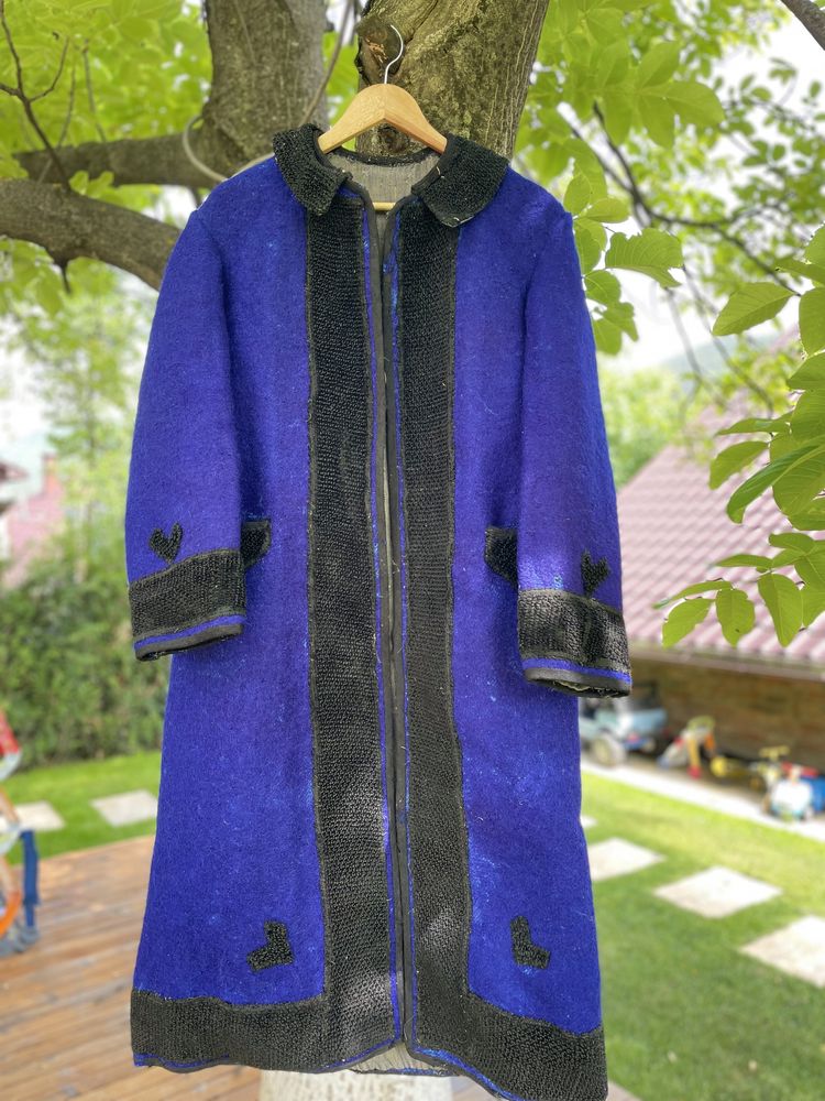 Palton taranesc din lana