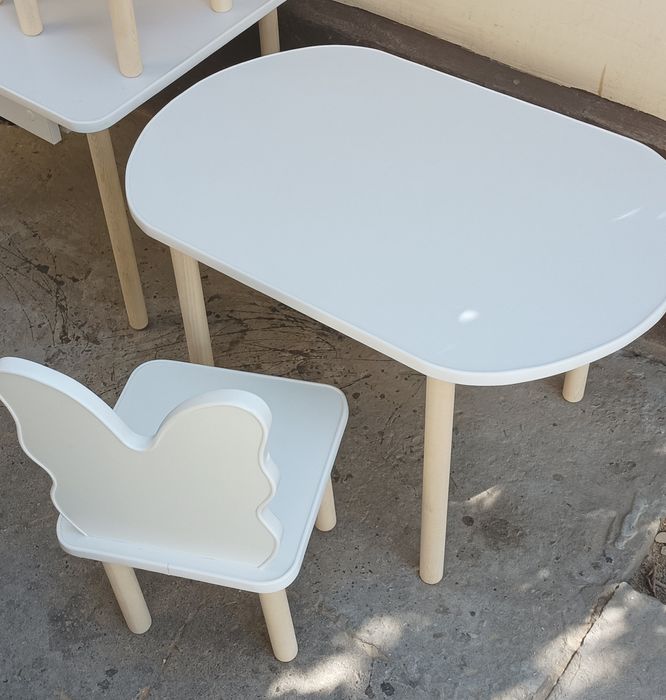 Детские столы и стулья для детей от 1,5 до 6 лет.