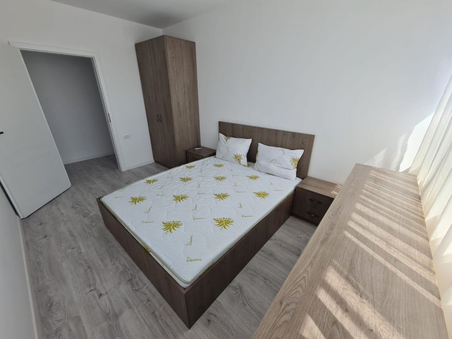 Inchiriez apartament 4 camere - Avanera