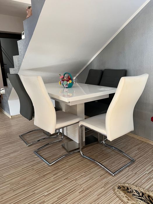 Masa cu scaune Mobexpert