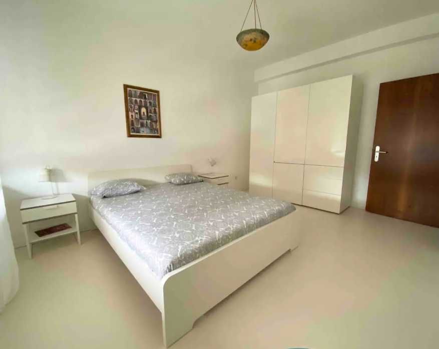 Дава се под наем Четиристаен апартамент в Пловдив, Център - 99 кв.м за 448.8 € - Снимка #5