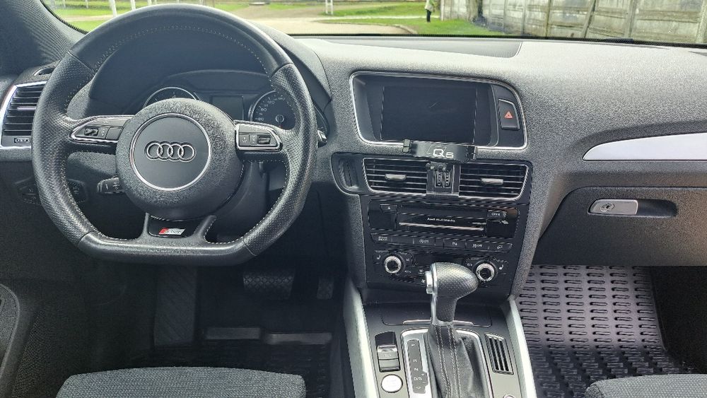 Audi Q5 S line stare impecabilă