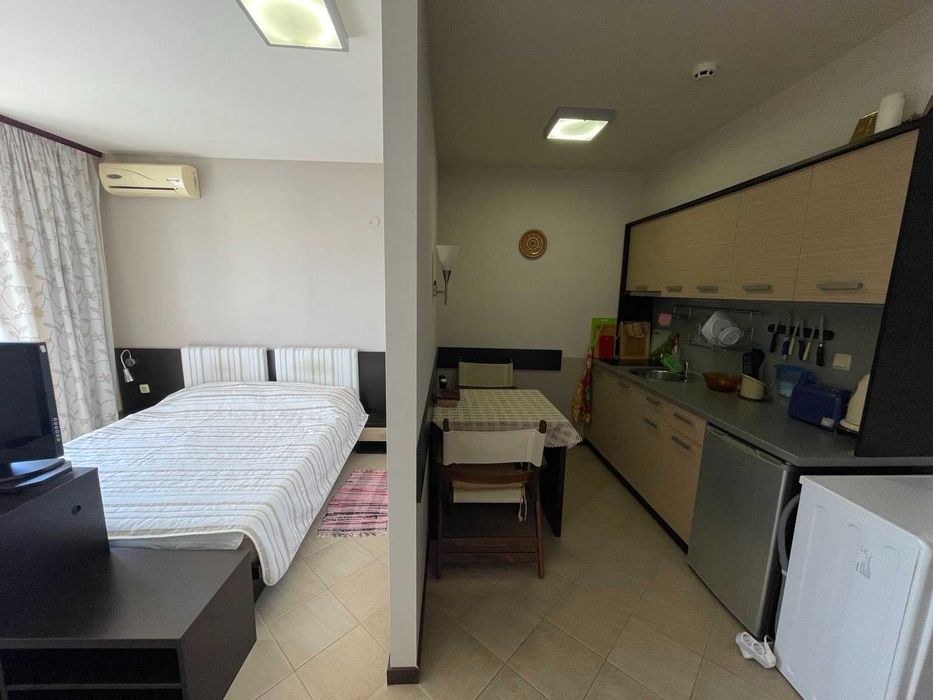 Продава се Едностаен апартамент в к.к. Слънчев бряг - 45 кв.м за 1398 €/кв.м - Снимка #4