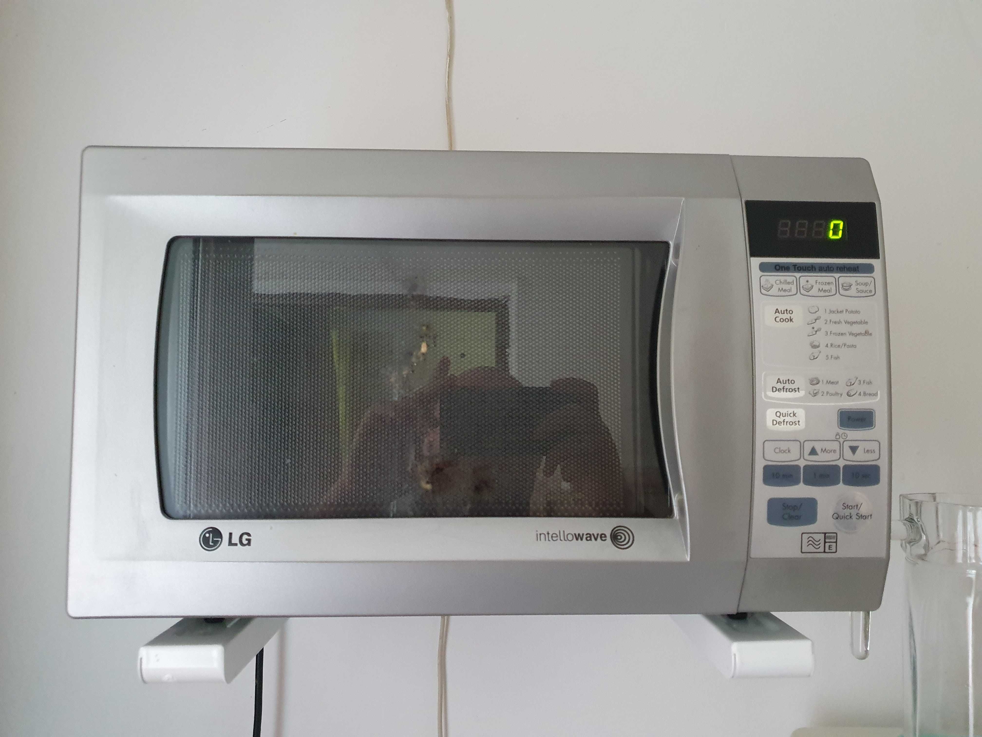 Cuptor cu microunde Lg