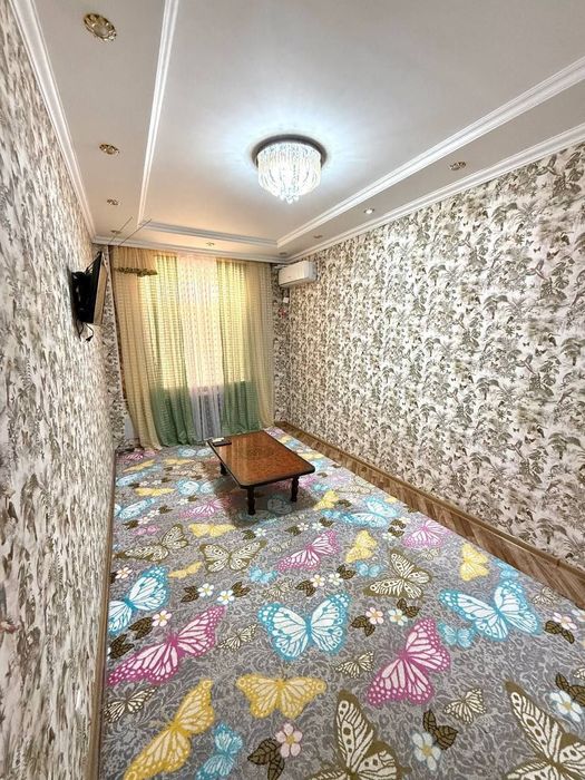 3 xonali kvartira sotiladi